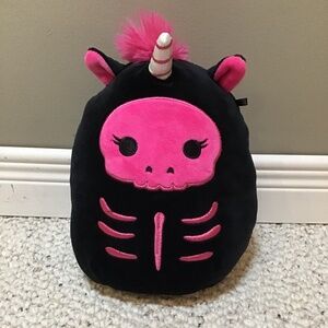 Sketlana skeleton horse squishmallow